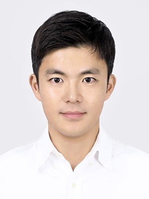 Jong Hyuk Lee