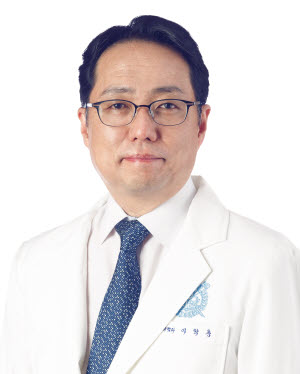 Hak Jong Lee